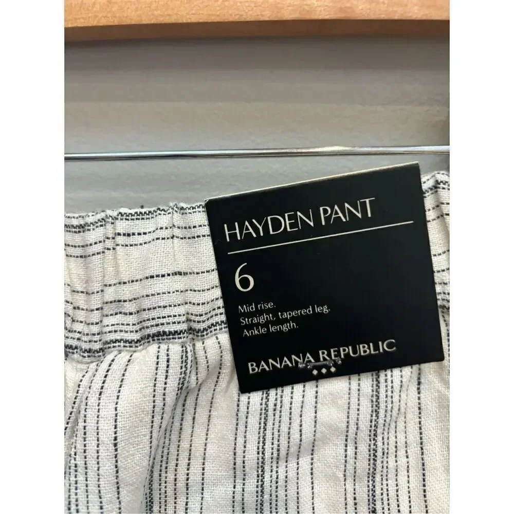 Banana Republic NWT 6 cream/navy Hayden pant mid ￼rise straight tatted leg ankle